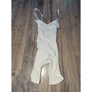 SKIMS Sculpt Everyday Mid-Thigh Bodysuit Size XS‎ Sand
